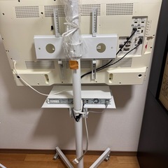 シャープ　アクオス液晶テレビ、ブルーレイレコーダー、ラックのセットの画像