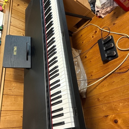 いくらなら買いますか？
美品！電子ピアノ★さいたま市 