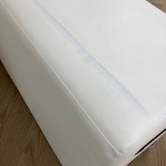 omoio ベンチ　ホワイト　キッズスペースの画像