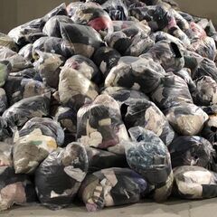 《業者さま歓迎》200円/kg 国内古着 ノータッチMIX 量り売り 古着 メンズ レディース トップス ボトムス いろいろミックス卸 転売 フリマ 店舗 大量仕入れの画像