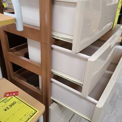 J1943【リユースのサカイ柏店】７段プラチェスト　木目調　クリーニング済みの画像