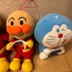 アンパンマン　ドラえもん　ぬいぐるみの画像