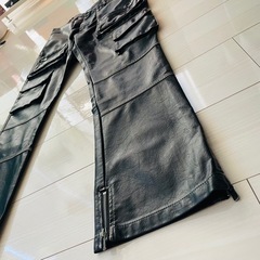 新品未使用/メンズレザーパンツ/サイズMの画像