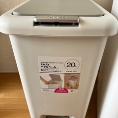 ニトリ　ゴミ箱3点セットの画像