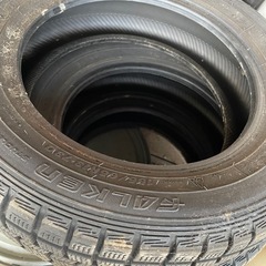 スタットレスタイヤ4本の画像