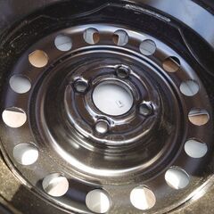 4本セット 日産 14インチ 鉄チンホイール キャップ付の画像