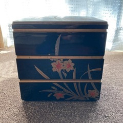 三段重箱　おせち　お弁当箱の画像