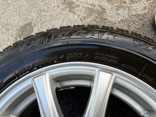 スタッドレス175／65／14アルミ付き (ボンちゃん) 大内のタイヤ