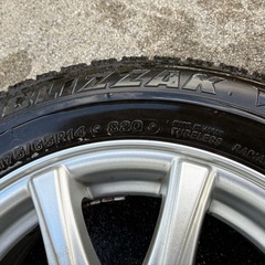 スタッドレス175／65／14アルミ付きの画像