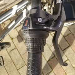 LOUISVILLE 子供用自転車 24インチ シマノ5段変速機付きの画像