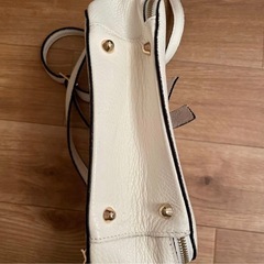 Andrea Cardone 本革 ショルダーバッグ イタリア製ホワイトレザーの画像