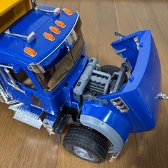 ブルーダーMACK Tip up トラック BR02815の画像