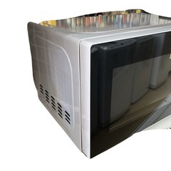 【ドリーム池田店】◎ジモティ割対象品◎ユアサ　ターンテーブル式電子レンジ　PTY-R7016C 2023年製【99680000038853】の画像