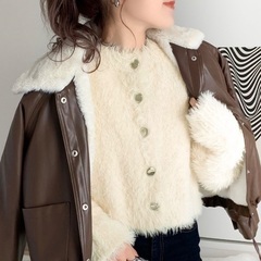 ZOZOTOWN購入 定価5990円 フェザーニットカーディガン800円の画像