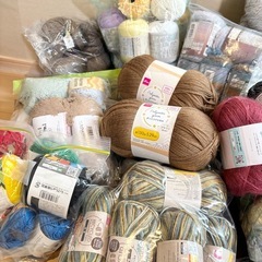 毛糸 たくさん まとめて 編み物の画像