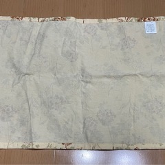 ランチョンマット グリーンとベージュ 葉っぱ花柄２枚セットの画像