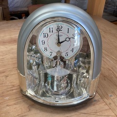 置き時計の画像