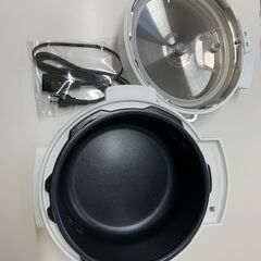 ＼家具＊家電のお店／【ｼﾞｬﾝｸﾞﾙｼﾞｬﾝｸﾞﾙ石川金沢店】電気圧力鍋 アイリスオーヤマ PC-MA4-W 2024年製 の画像