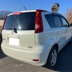珍しいマニュアル車！実走行9,200km 日産 ノート 車検令和8年5月16日まで スタッドレスタイヤ付きの画像