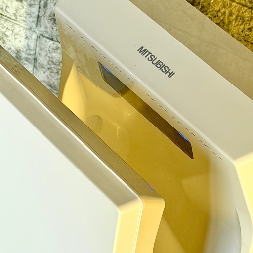 三菱「ジェットタオル」スリム型ハンドドライヤー JT-SB116KN