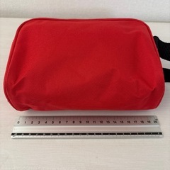 片ベルト付きミニポーチの画像