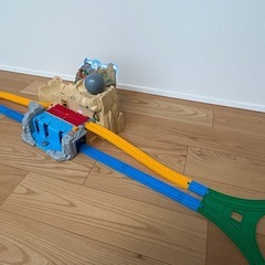 【廃盤】プラレール にげろ！トーマス！ボルダーのゴロゴロ山セットの画像