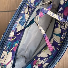  フラワープリントポーチ の画像