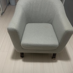 ソファー　まだまだ使えるの画像