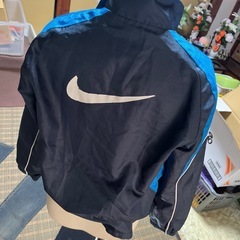 NIKEナイロンジャケットSサイズ「140くらい？」の画像