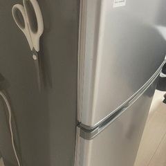サンヨー冷蔵庫の画像