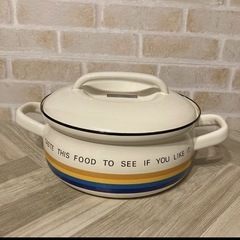 ホーロー鍋の画像