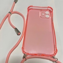 📱新品　iPhone12用ケース 　ストラップ付き　ピンク系📱の画像