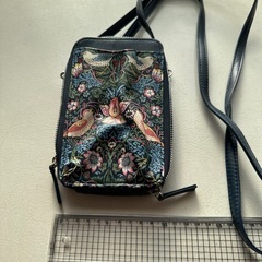 ショルダーバックの画像