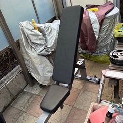 インクラインベンチの画像