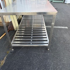 ステンレス　作業台　調理台　幅180 奥80 高さ80cm の画像