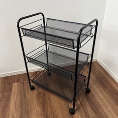 【0円】キャスター付ラック  シンプルブラックの画像