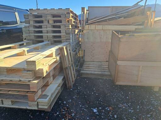 木製パレット３０枚(引き取り限定) 65-5561-74 木製パレット 60×60cm 61-779-7-2 【AXEL】 アズワン