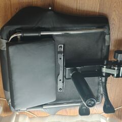 ゲーミングチェア 【使用1週間程 美品】の画像