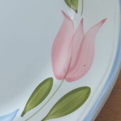 チューリップ🌷柄　皿2枚セットの画像
