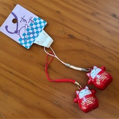 鈴になっている【招き猫】ストラップ 読んで点セット猫ダルマ、ラッキー、幸運　金運の画像