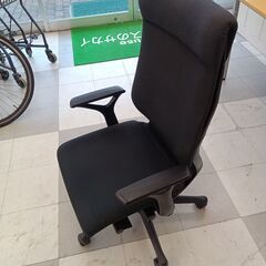 ★リユースのサカイ千葉中央店★ okamura オフィスチェア H114×D70×W70 クリーニング済み TC5856の画像