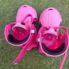 ローラースケートセット・ヘルメット付き・ひざあて付きの画像