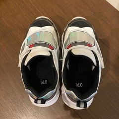 ⭐︎1足1000円⭐︎　光る靴　パトカー　シューズ　子ども　キッズ　スニーカー　16 15　の画像