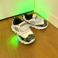 ⭐︎1足1000円⭐︎　光る靴　パトカー　シューズ　子ども　キッズ　スニーカー　16 15　の画像