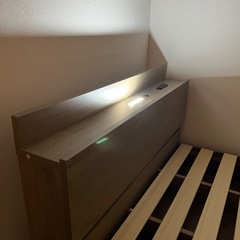 シングルベッドフレーム+シングルマットレスの画像