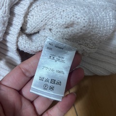 レディース　ニット　カーディガン　Mの画像