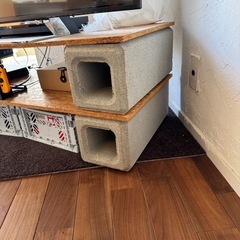 テレビ台、収納棚(ブロック4つ、棚板2枚)の画像