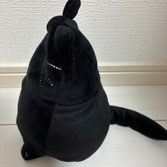 スマホが置けるクッションぬいぐるみの画像