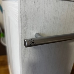 白い棚(未使用)の画像