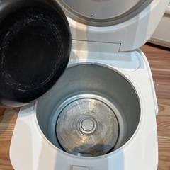 【ニトリ炊飯器】【3合炊き】2023年製★クリーニング済み/6ヶ月保証付き【管理番号1219】野の画像